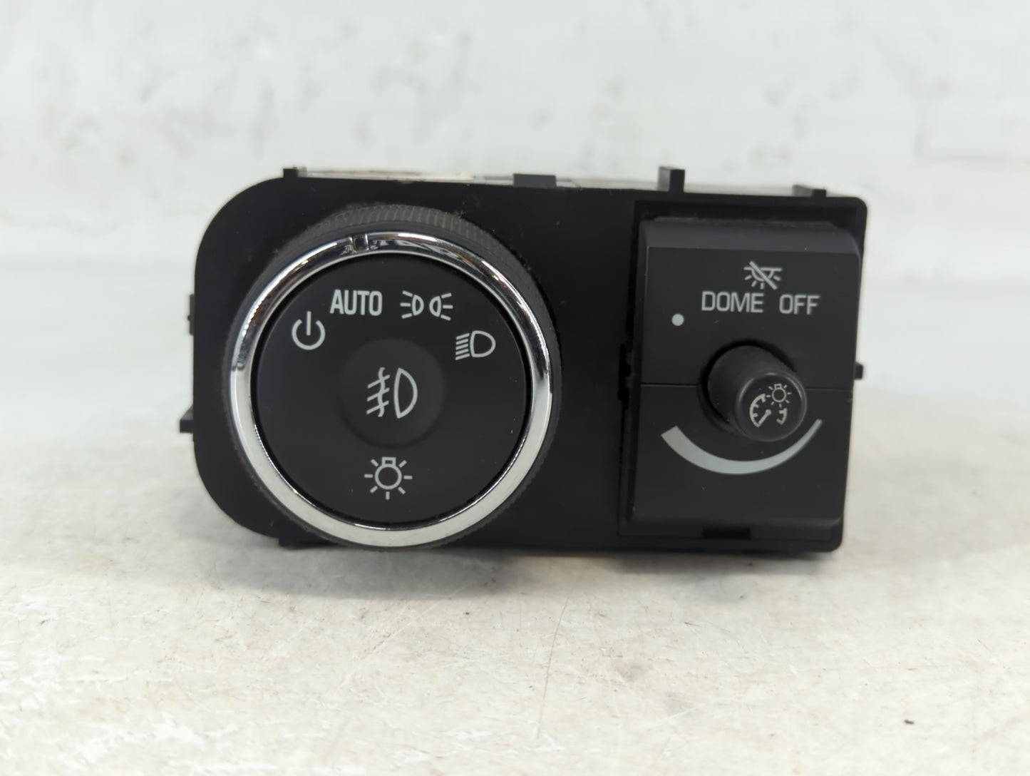 2012 Buick Enclave Headlight Head Light Switch Lamp Control - Oemusedautoparts1.com
