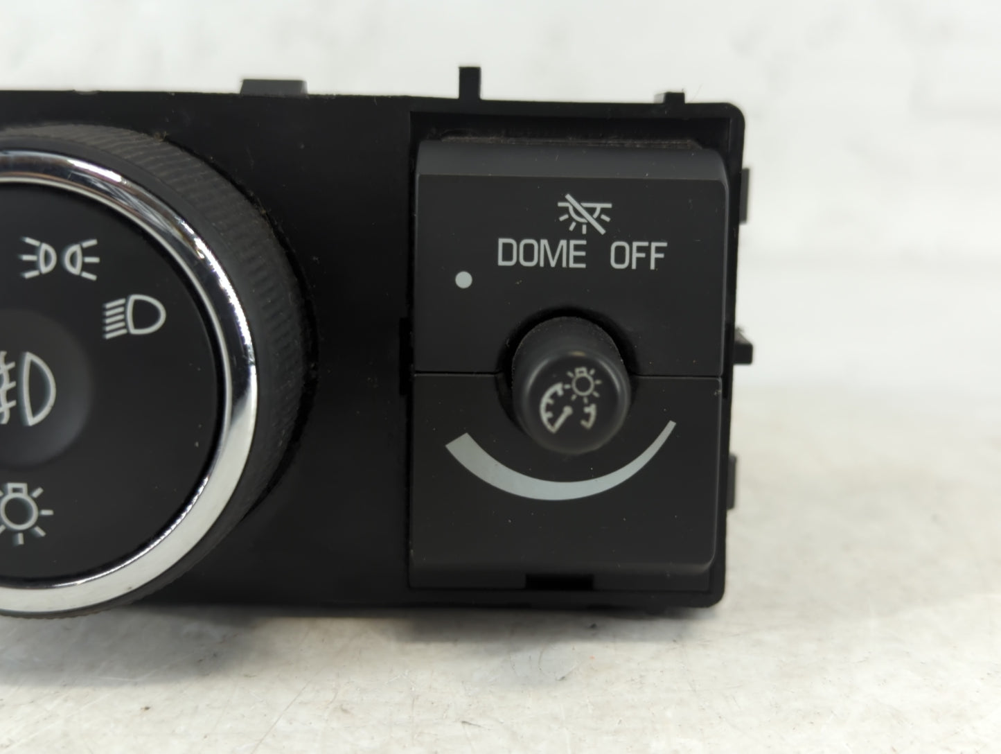2012 Buick Enclave Headlight Head Light Switch Lamp Control - Oemusedautoparts1.com