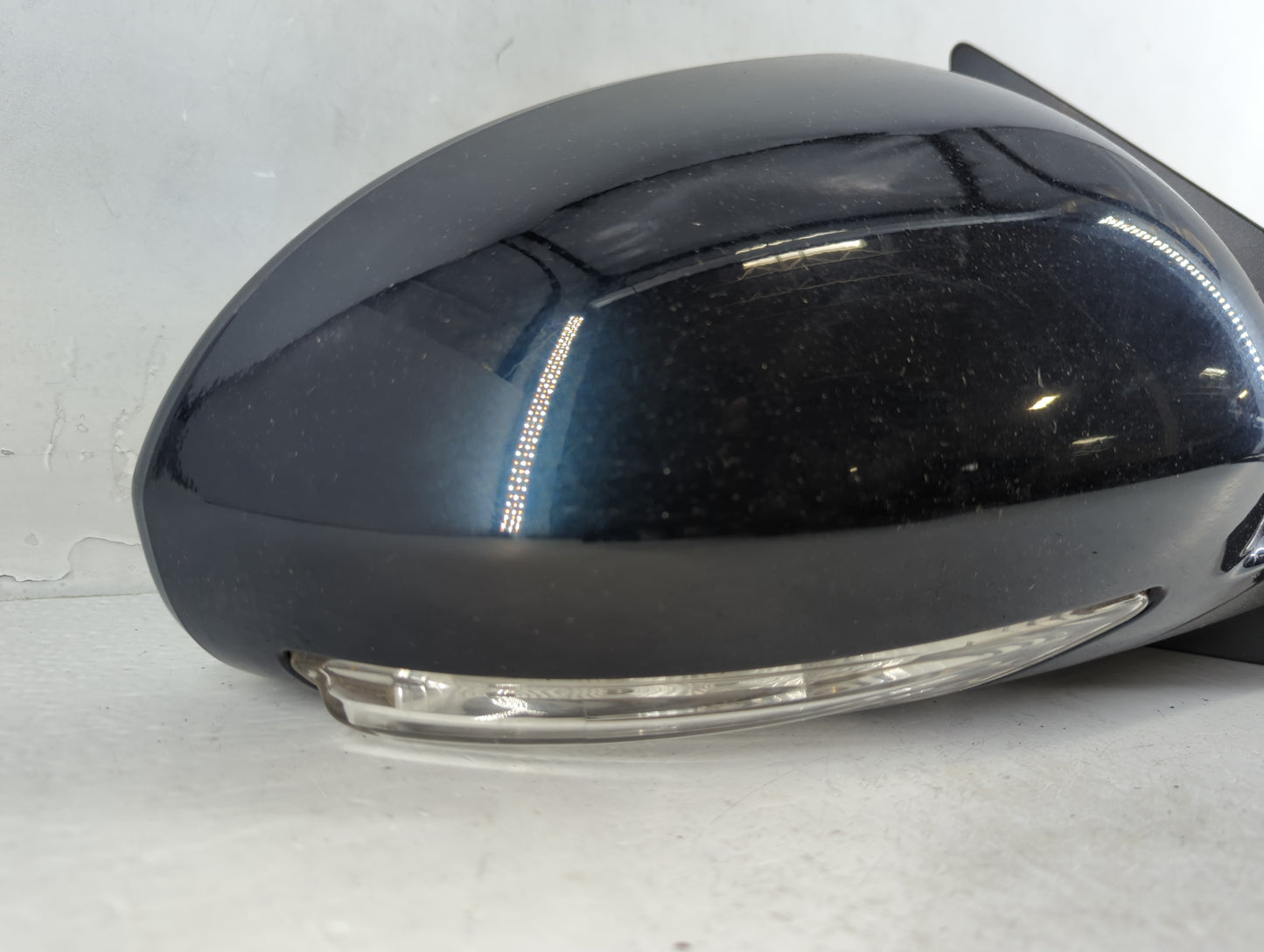 2008-2012 Buick Enclave Driver Side View Mirror - Left Door Mirror OEM Used - Oemusedautoparts1.com