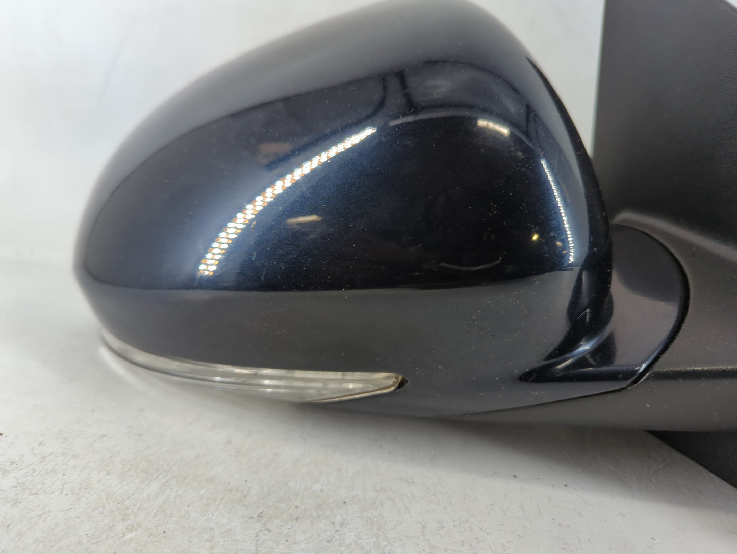 2008-2012 Buick Enclave Driver Side View Mirror - Left Door Mirror OEM Used - Oemusedautoparts1.com