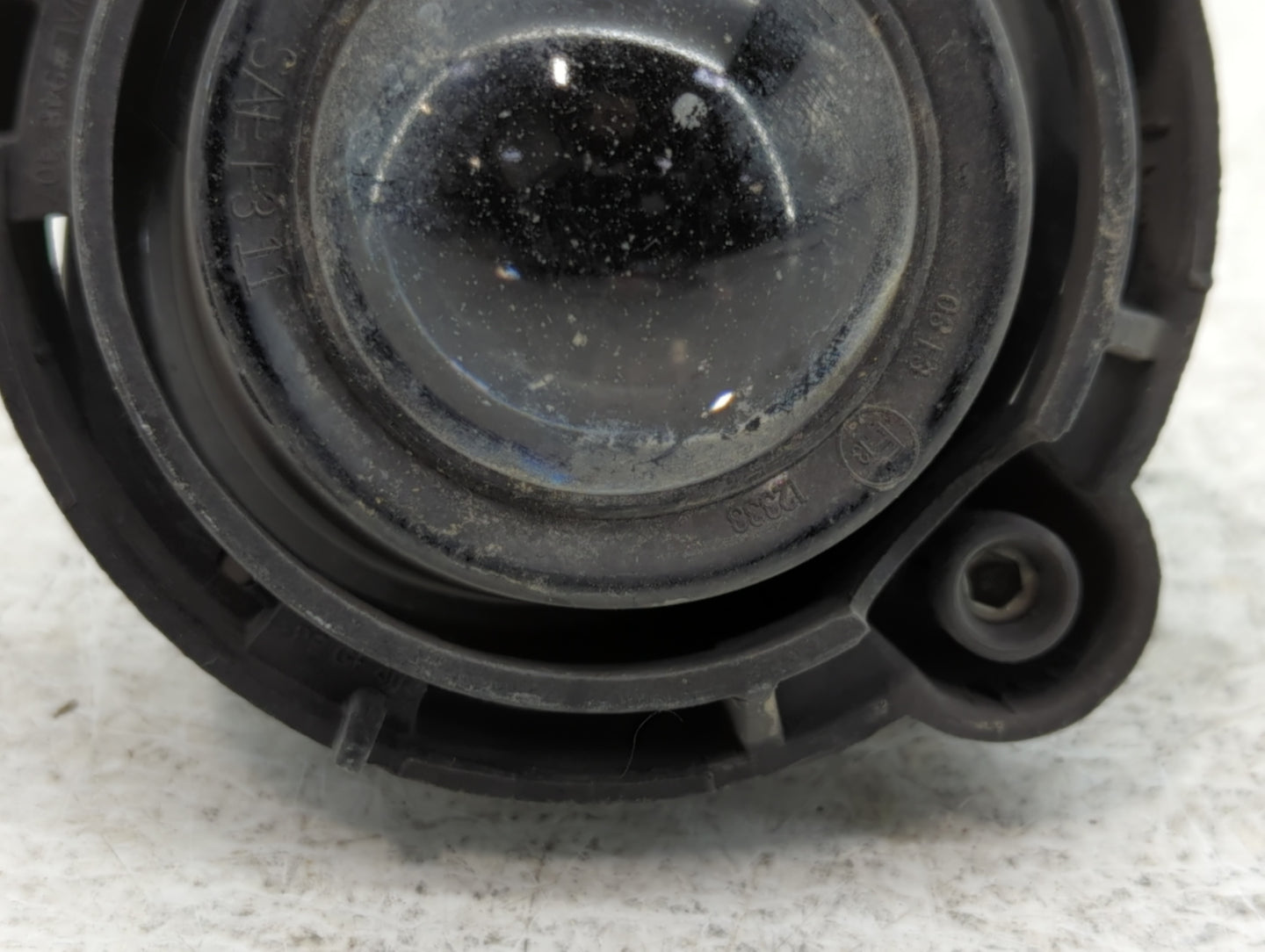 Buick Enclave Passenger Right Oem Head Light Headlight Lamp - Oemusedautoparts1.com
