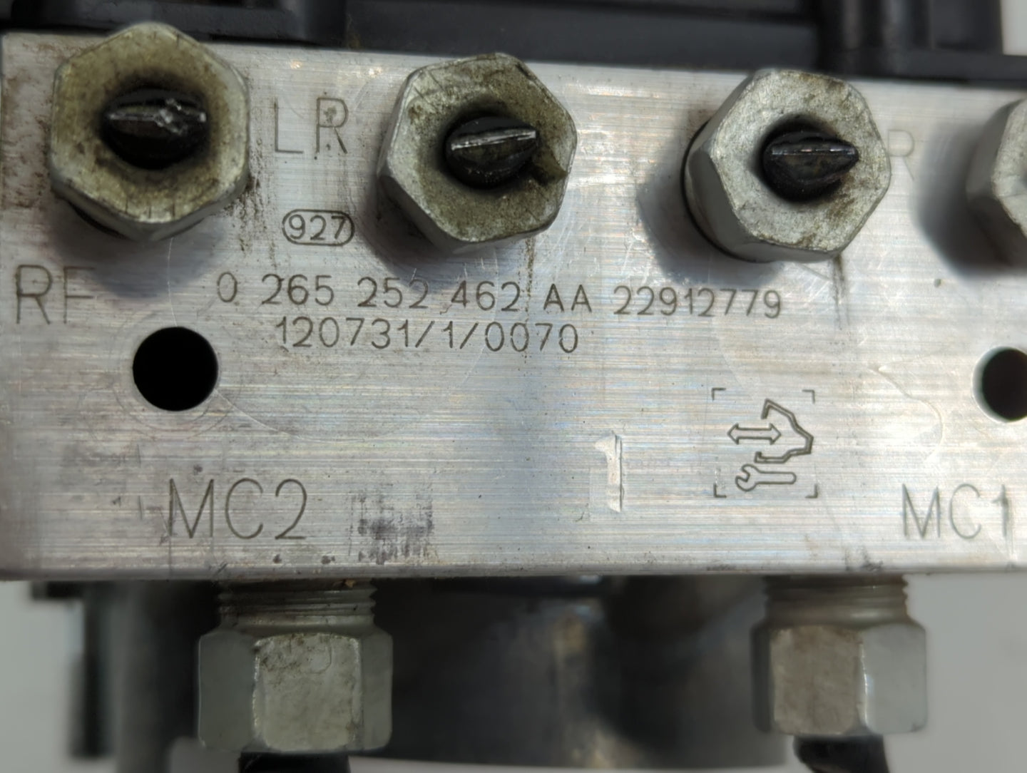 2012-2017 Buick Enclave ABS Pump Control Module Replacement P/N:22912779 0 265 252 462 AA Fits Fits 2012 2013 2014 2015 2016