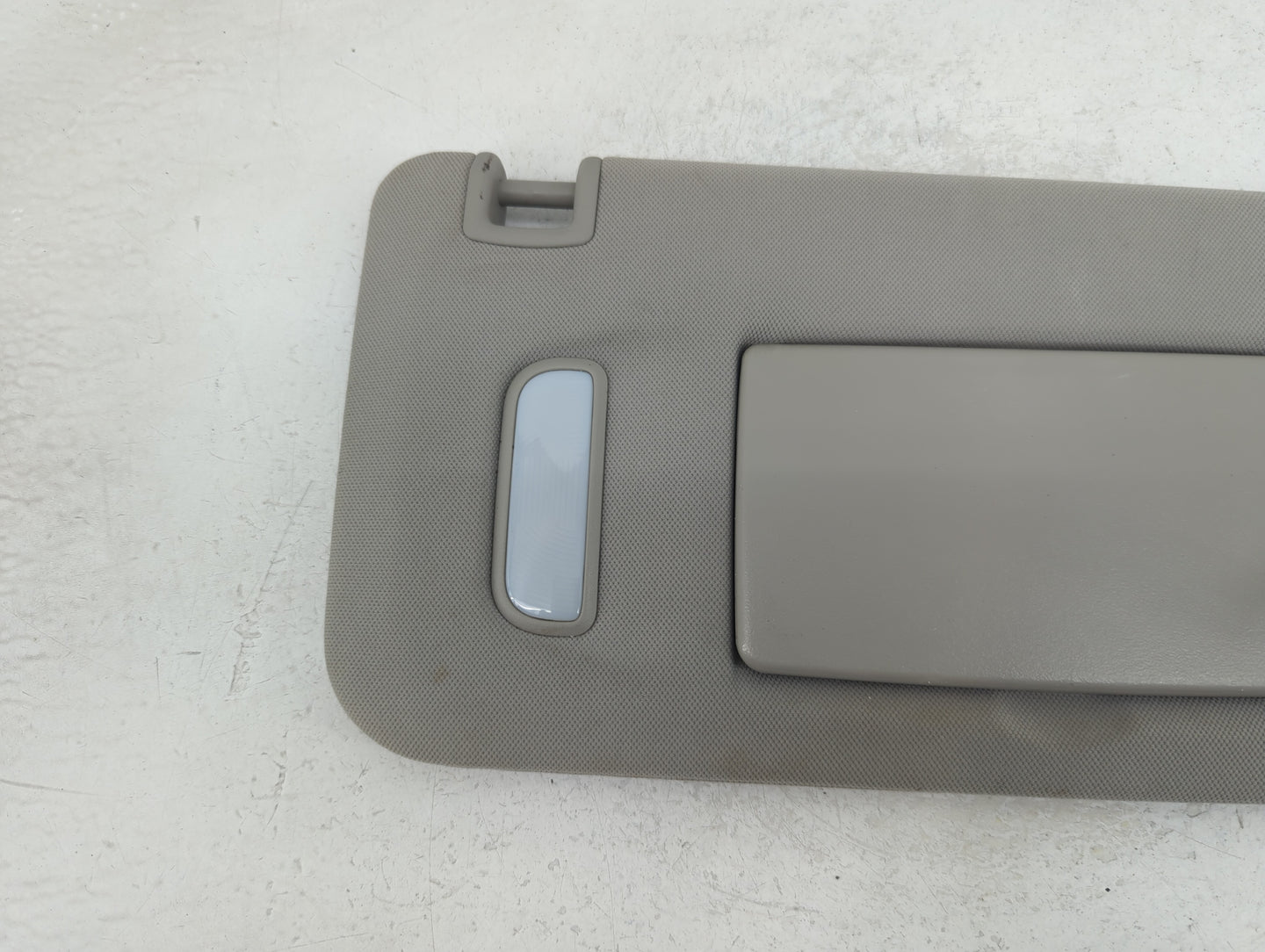 2008-2017 Buick Enclave Sun Visor Shade Replacement Passenger Right Mirror Fits OEM Used Auto Parts - Oemusedautoparts1.com