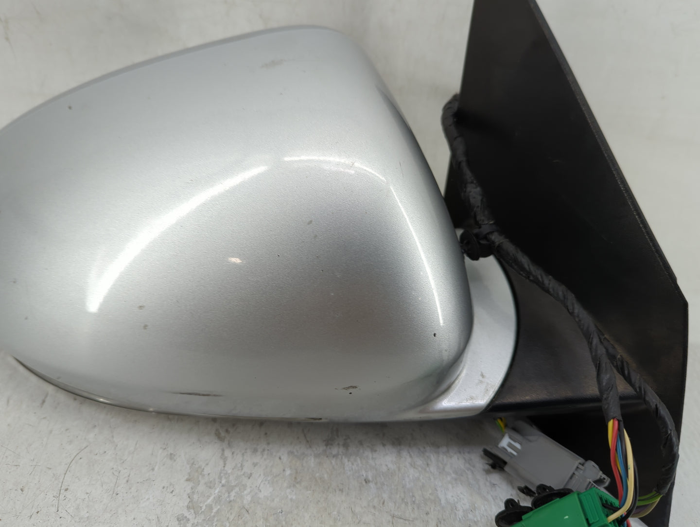 2008-2012 Buick Enclave Passenger Side View Mirror - Right Door Mirror OEM Used - Oemusedautoparts1.com