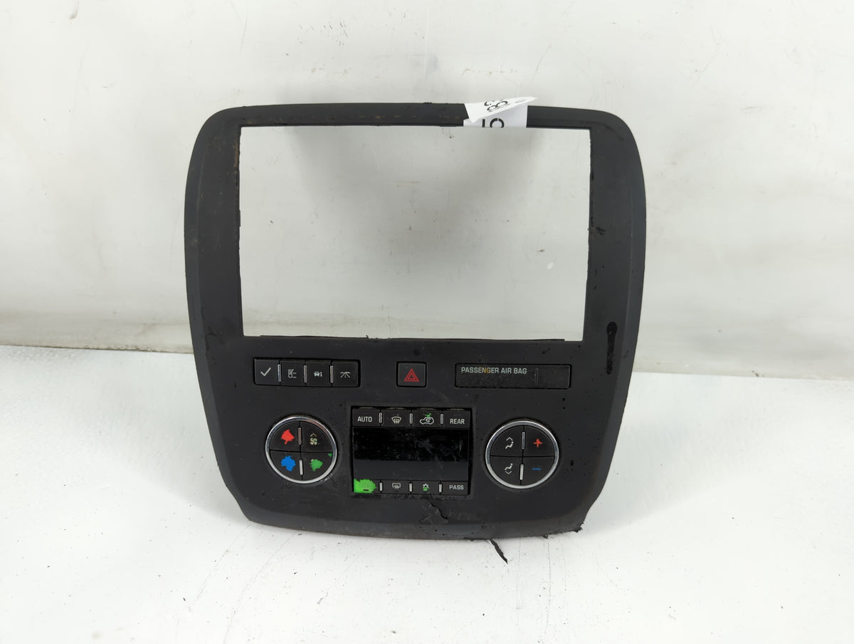 Buick Enclave Radio Control Panel 883215 - Oemusedautoparts1.com