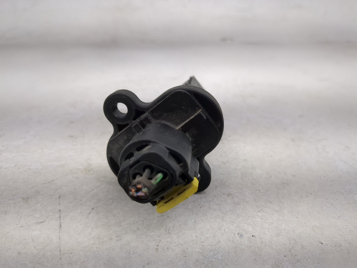 Buick Encore Mass Air Flow Meter Maf 1486318 - Oemusedautoparts1.com