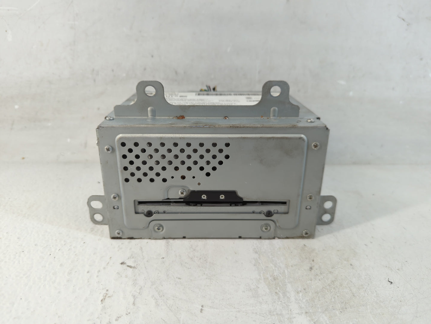 2010-2012 Buick Lacrosse Radio AM FM Cd Player Receiver Replacement P/N:20972237 Fits Fits 2010 2011 2012 OEM Used Auto Part