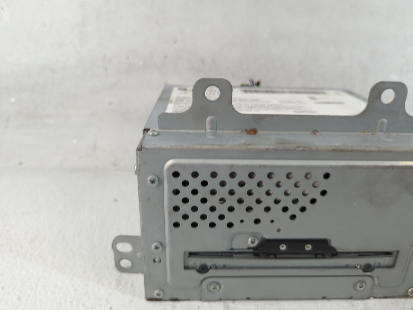 2010-2012 Buick Lacrosse Radio AM FM Cd Player Receiver Replacement P/N:20972237 Fits Fits 2010 2011 2012 OEM Used Auto Part