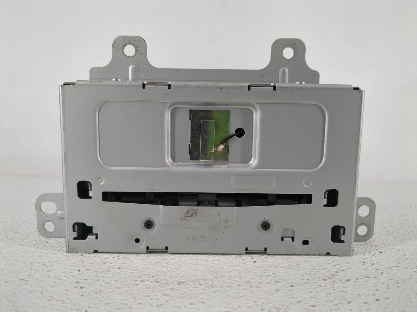 2012 Buick Lacrosse Radio AM FM Cd Player Receiver Replacement P/N:22924957 Fits OEM Used Auto Parts - Oemusedautoparts1.com