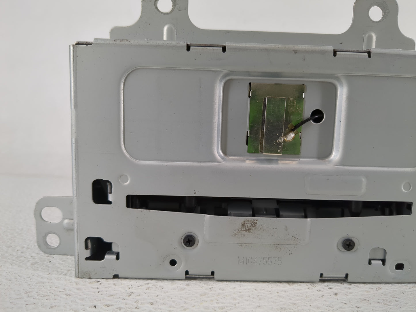2012 Buick Lacrosse Radio AM FM Cd Player Receiver Replacement P/N:22924957 Fits OEM Used Auto Parts - Oemusedautoparts1.com