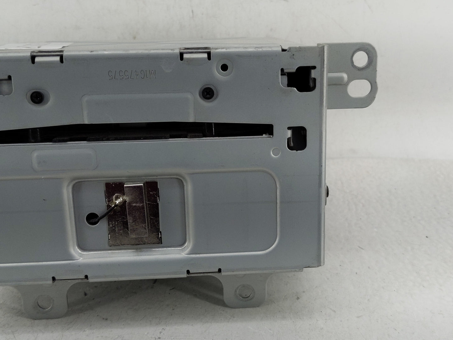 2012 Buick Lacrosse Radio AM FM Cd Player Receiver Replacement P/N:22909201 Fits OEM Used Auto Parts - Oemusedautoparts1.com