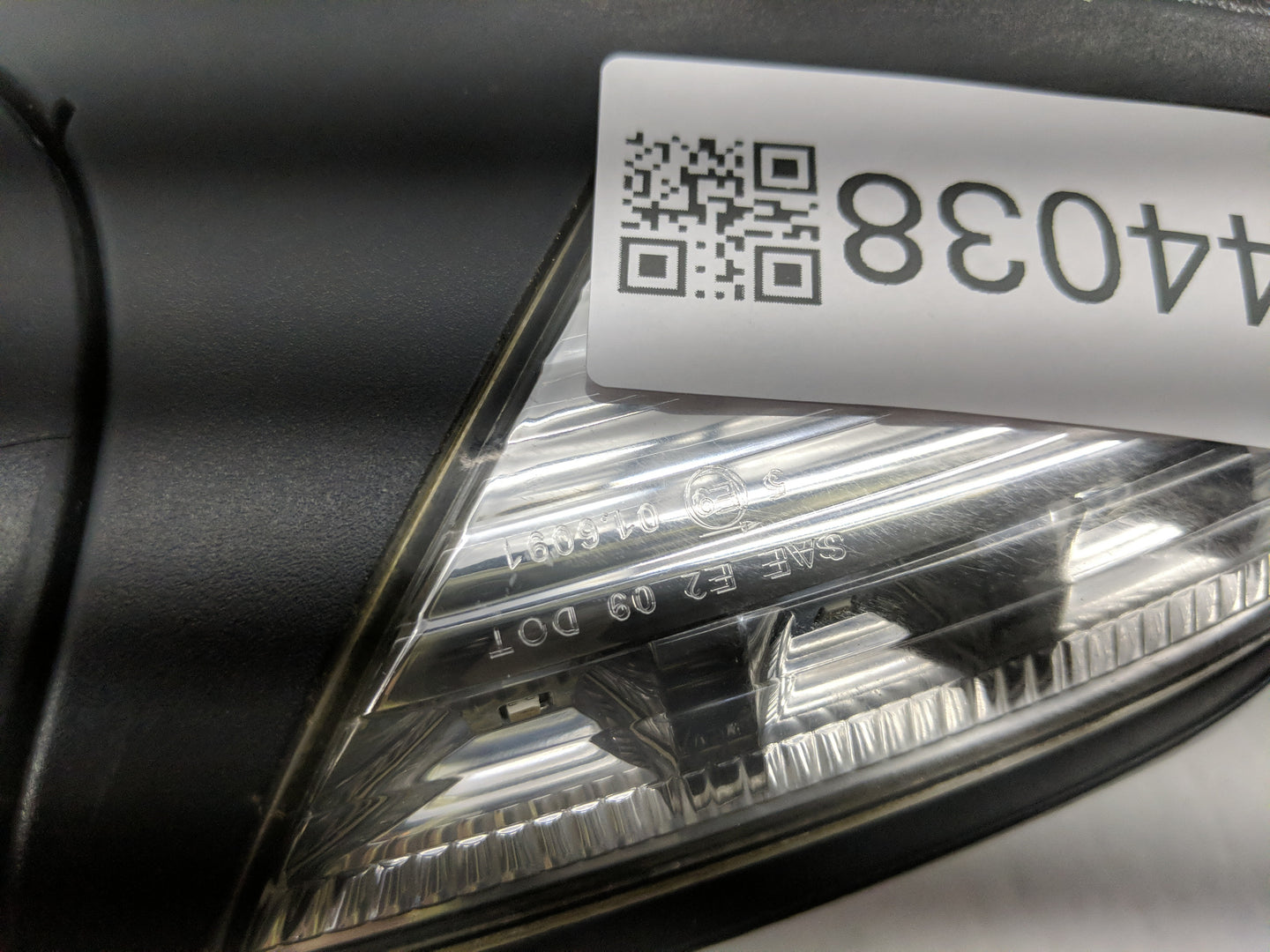 2010-2012 Buick Lacrosse Side Mirror Replacement Passenger Right View Door Mirror P/N:22857477 Fits Fits 2010 2011 2012 OEM 