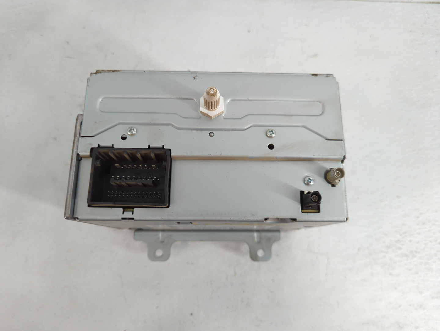 2012 Buick Lacrosse Radio AM FM Cd Player Receiver Replacement P/N:22815634 Fits OEM Used Auto Parts - Oemusedautoparts1.com
