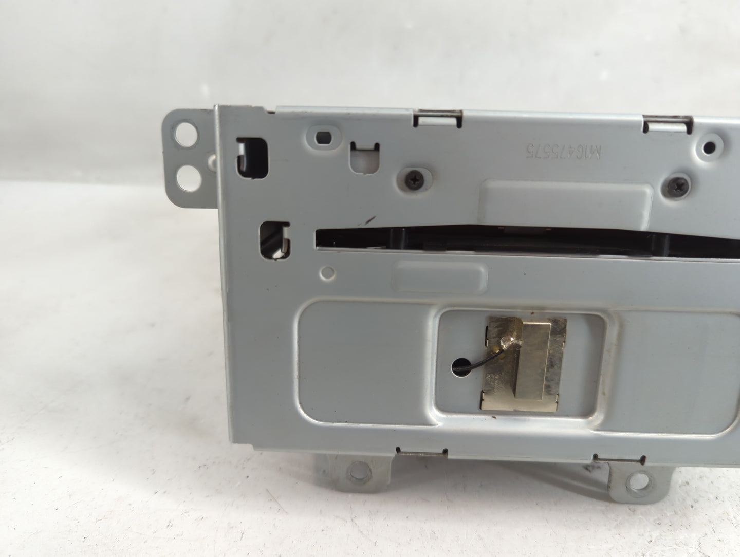 2012 Buick Lacrosse Radio AM FM Cd Player Receiver Replacement P/N:22909201 Fits OEM Used Auto Parts - Oemusedautoparts1.com