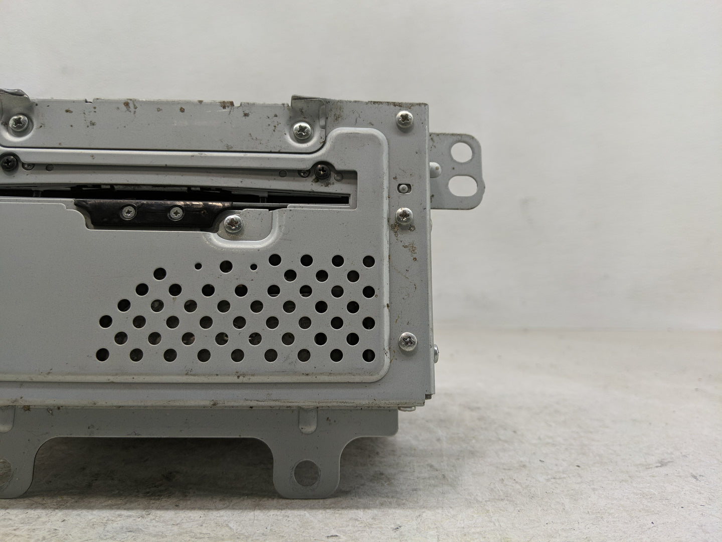 2012 Buick Lacrosse Radio AM FM Cd Player Receiver Replacement P/N:22812453 Fits OEM Used Auto Parts - Oemusedautoparts1.com