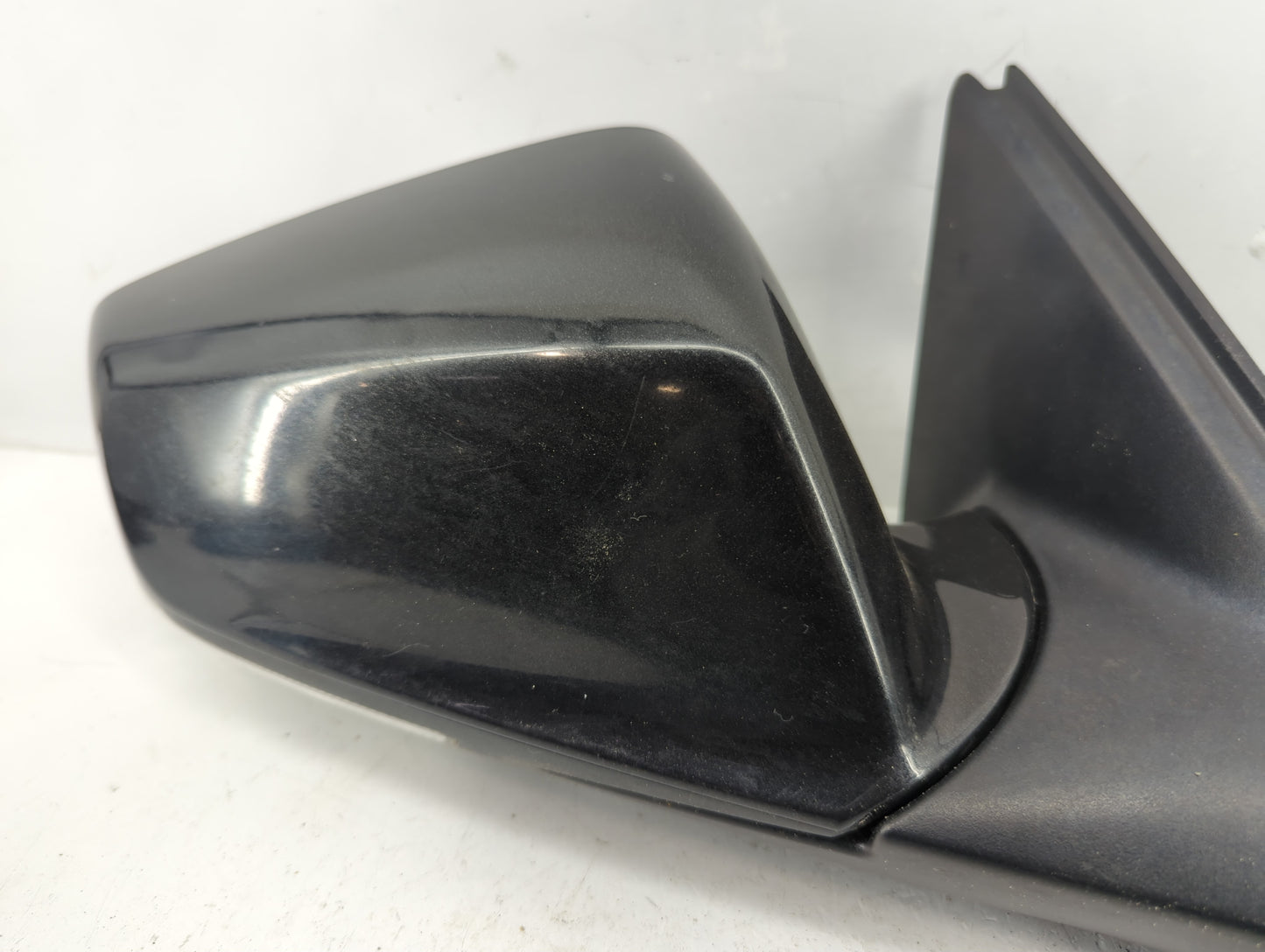 2010-2012 Buick Lacrosse Passenger Side View Mirror - Right Door Mirror OEM Used - Oemusedautoparts1.com