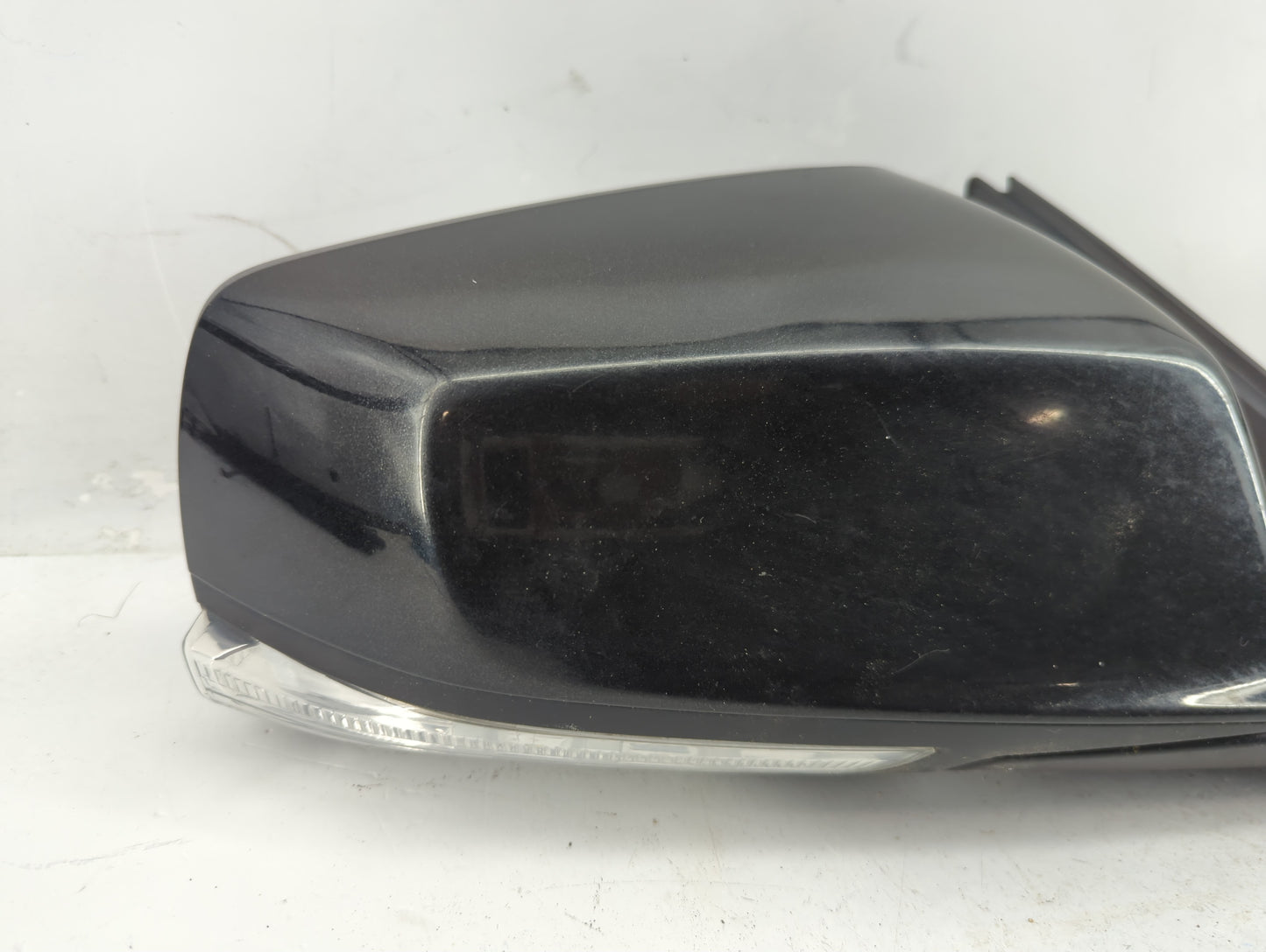 2010-2012 Buick Lacrosse Passenger Side View Mirror - Right Door Mirror OEM Used - Oemusedautoparts1.com