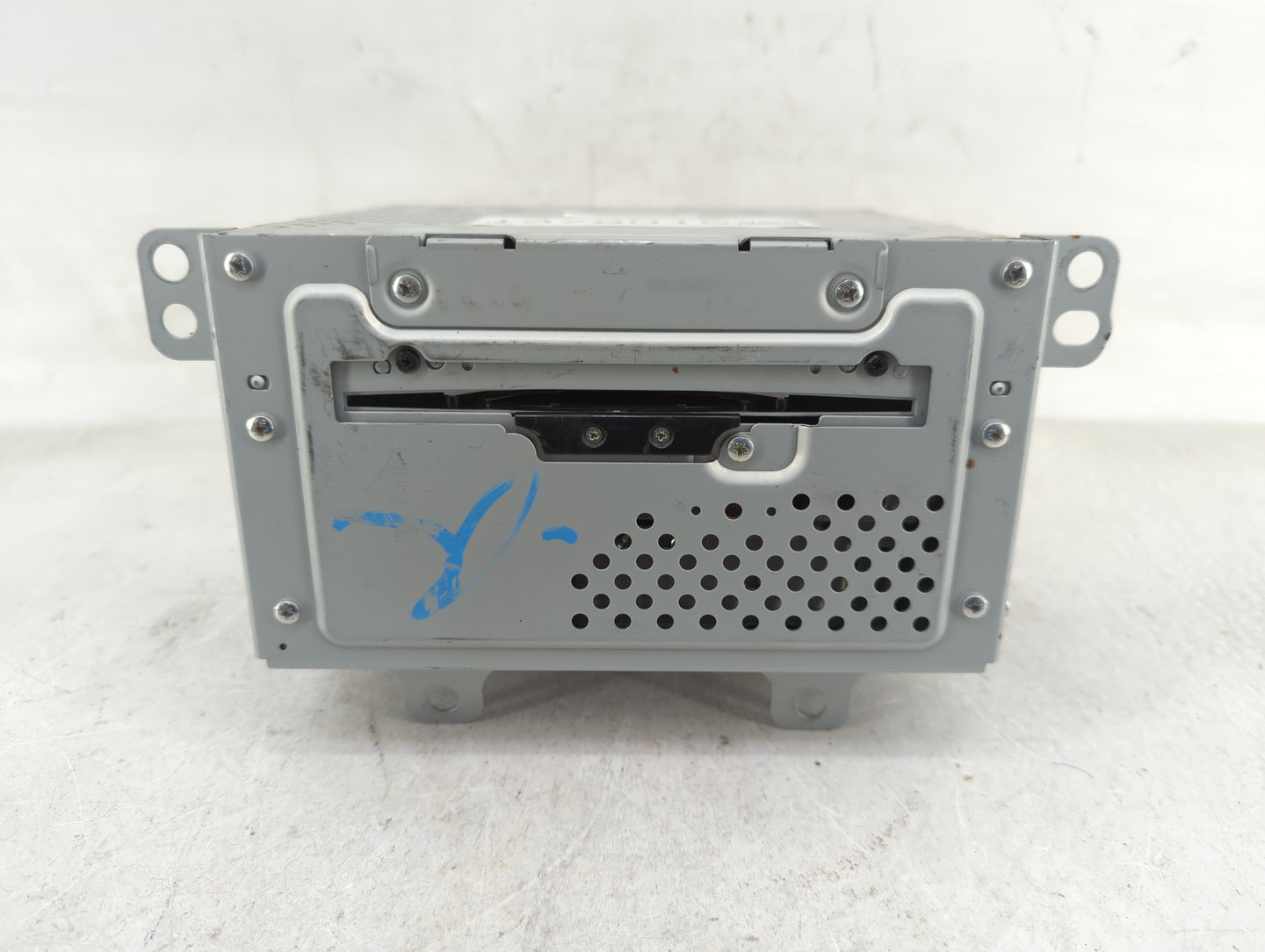 2012 Buick Lacrosse Radio AM FM Cd Player Receiver Replacement P/N:22854093 Fits Fits 2013 OEM Used Auto Parts - Oemusedauto