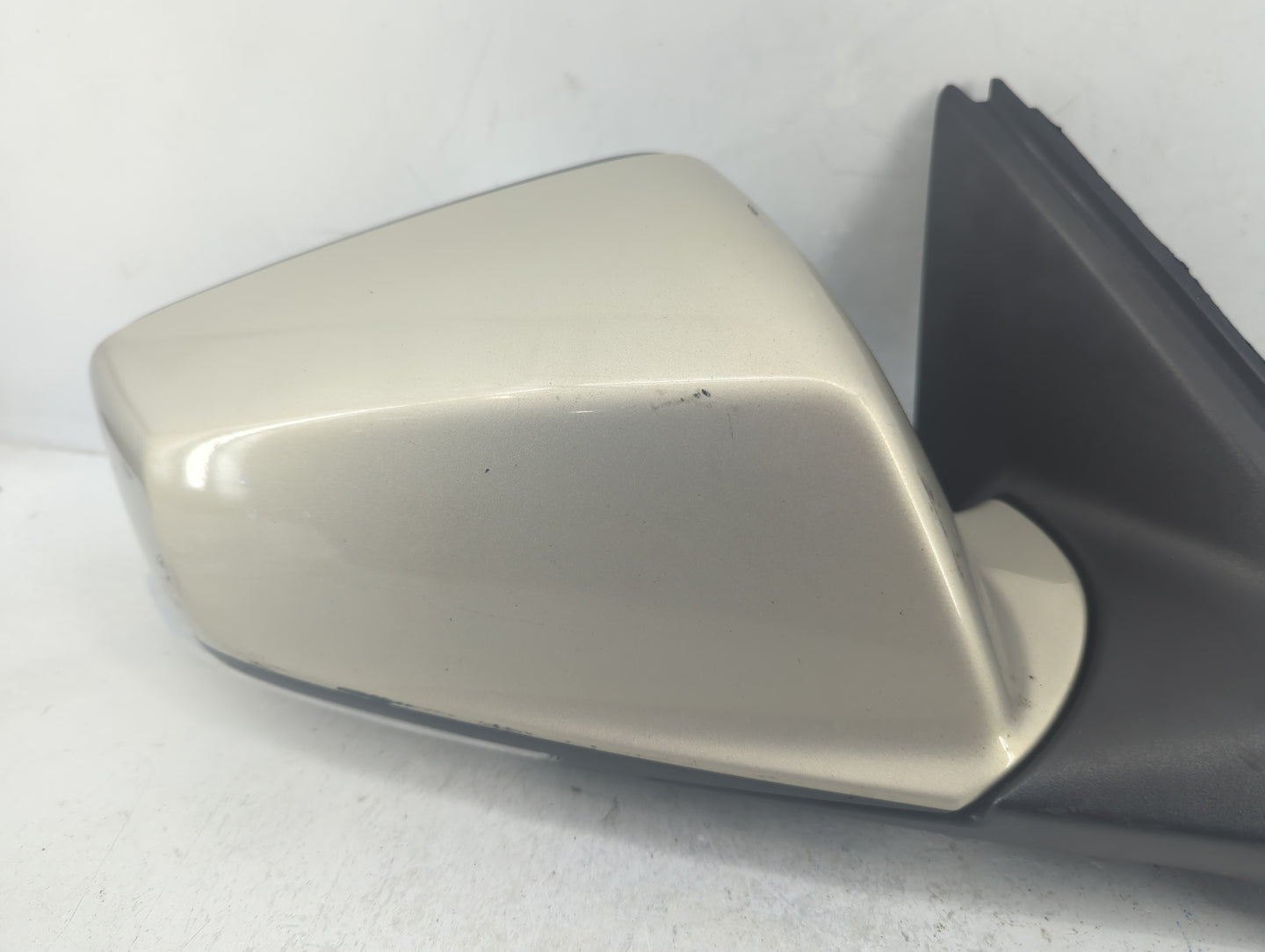 2010-2012 Buick Lacrosse Passenger Side View Mirror - Right Door Mirror OEM Used - Oemusedautoparts1.com