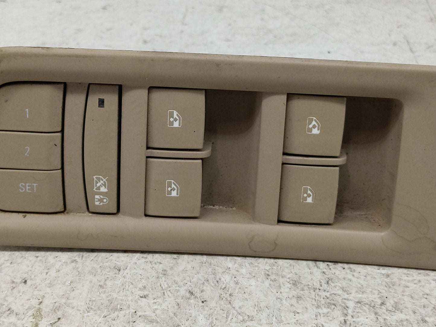2010-2013 Buick Lacrosse Master Power Window Switch Replacement Driver Side Left P/N:9060795 Fits OEM Used Auto Parts - Oemu