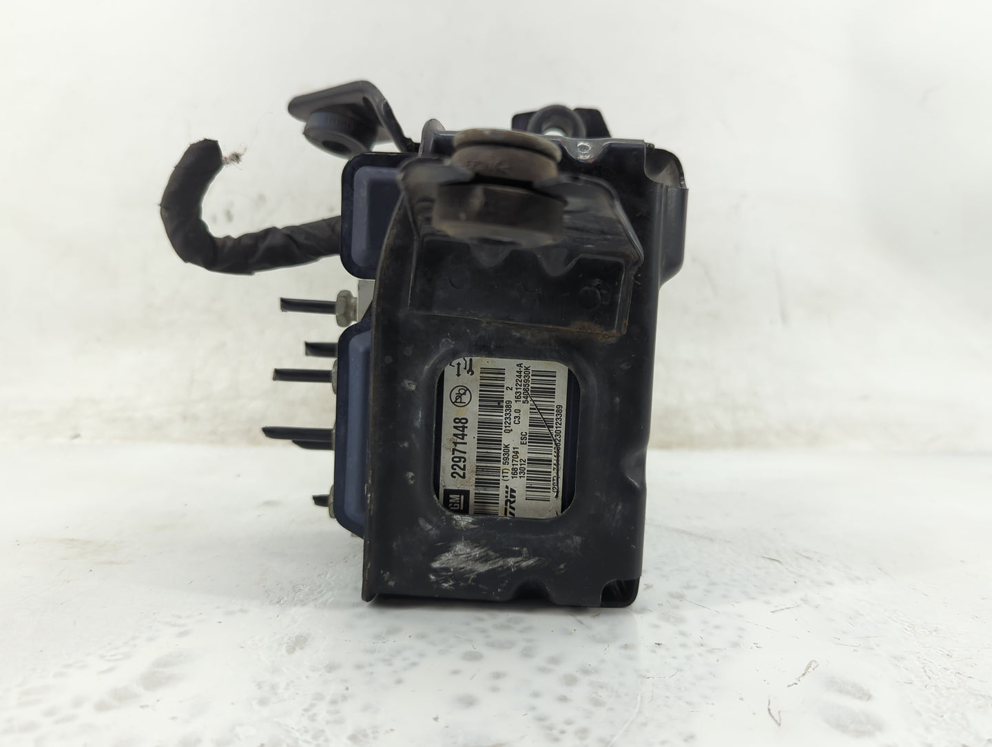 2012-2013 Buick Lacrosse ABS Pump Control Module Replacement P/N:22971448 Fits Fits 2012 2013 2014 2015 2016 OEM Used Auto P