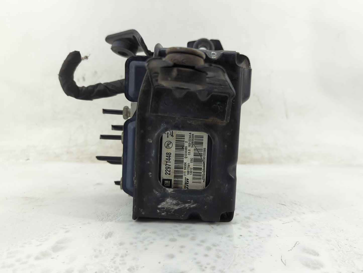 2012-2013 Buick Lacrosse ABS Pump Control Module Replacement P/N:22971448 Fits Fits 2012 2013 2014 2015 2016 OEM Used Auto P