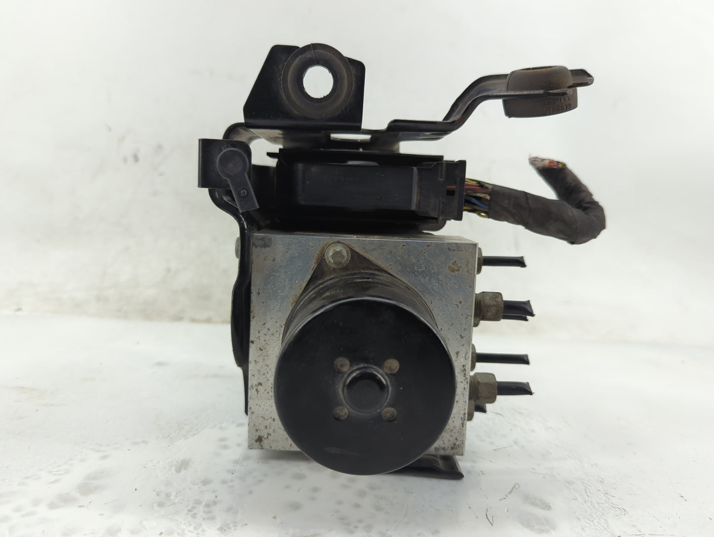 2012-2013 Buick Lacrosse ABS Pump Control Module Replacement P/N:22971448 Fits Fits 2012 2013 2014 2015 2016 OEM Used Auto P