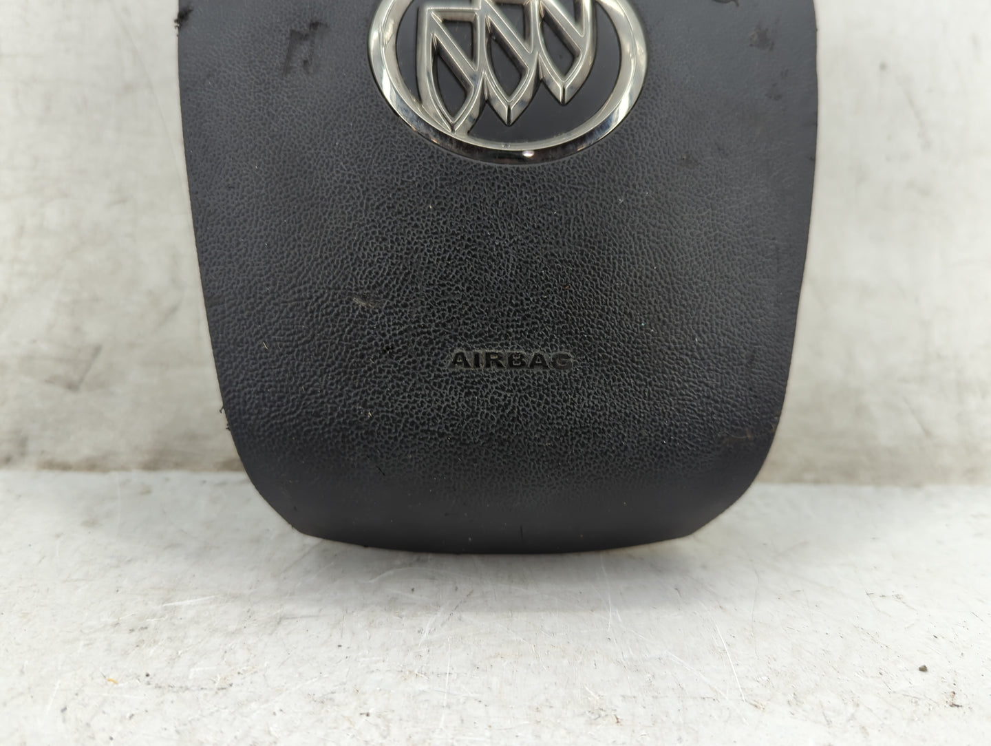 2011-2013 Buick Lacrosse Air Bag Driver Left Steering Wheel Mounted P/N:22838161 Fits Fits 2011 2012 2013 OEM Used Auto Part