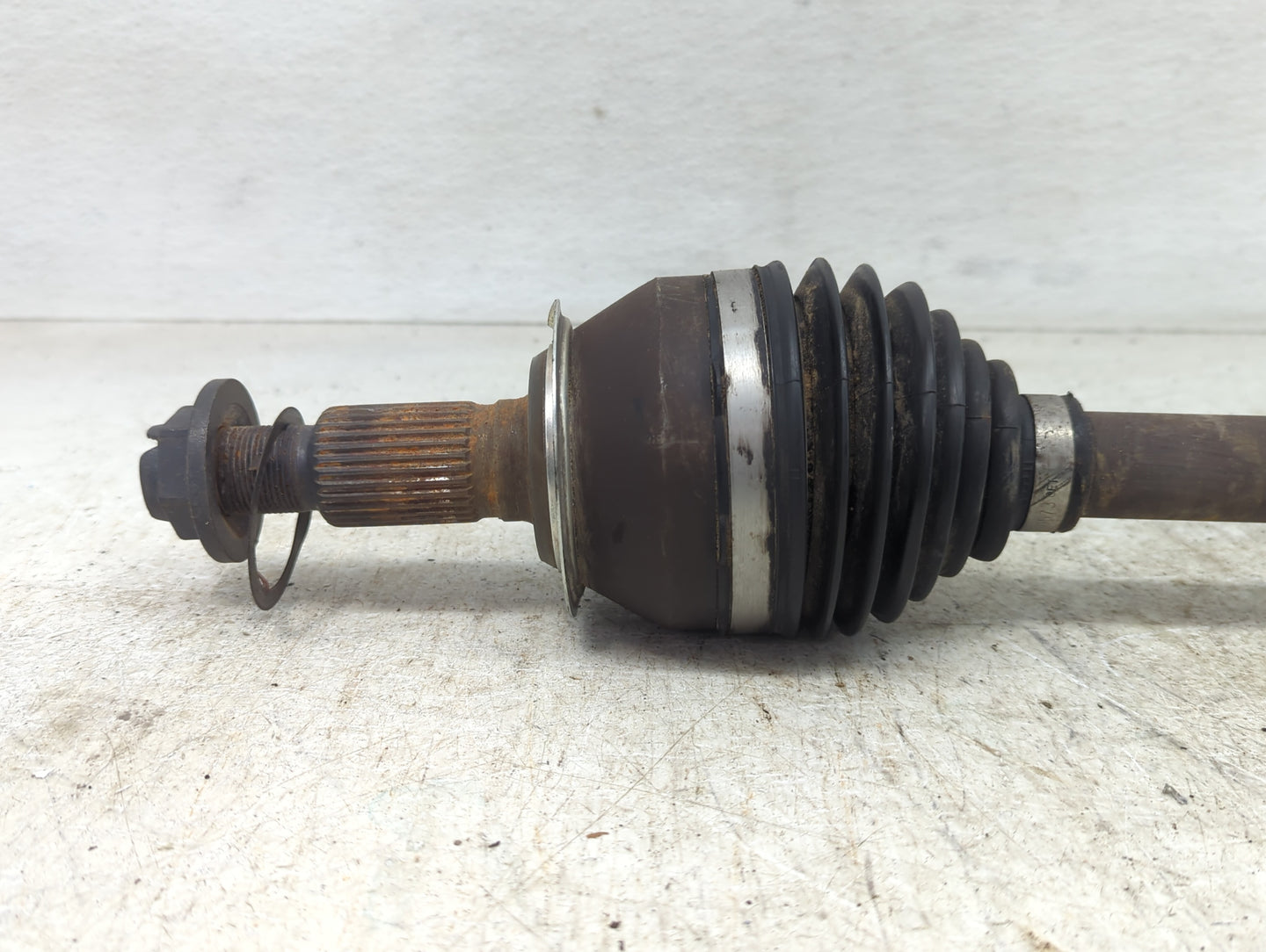 2010-2016 Buick Lacrosse Axle Shaft Front Driver Cv C/v - Oemusedautoparts1.com