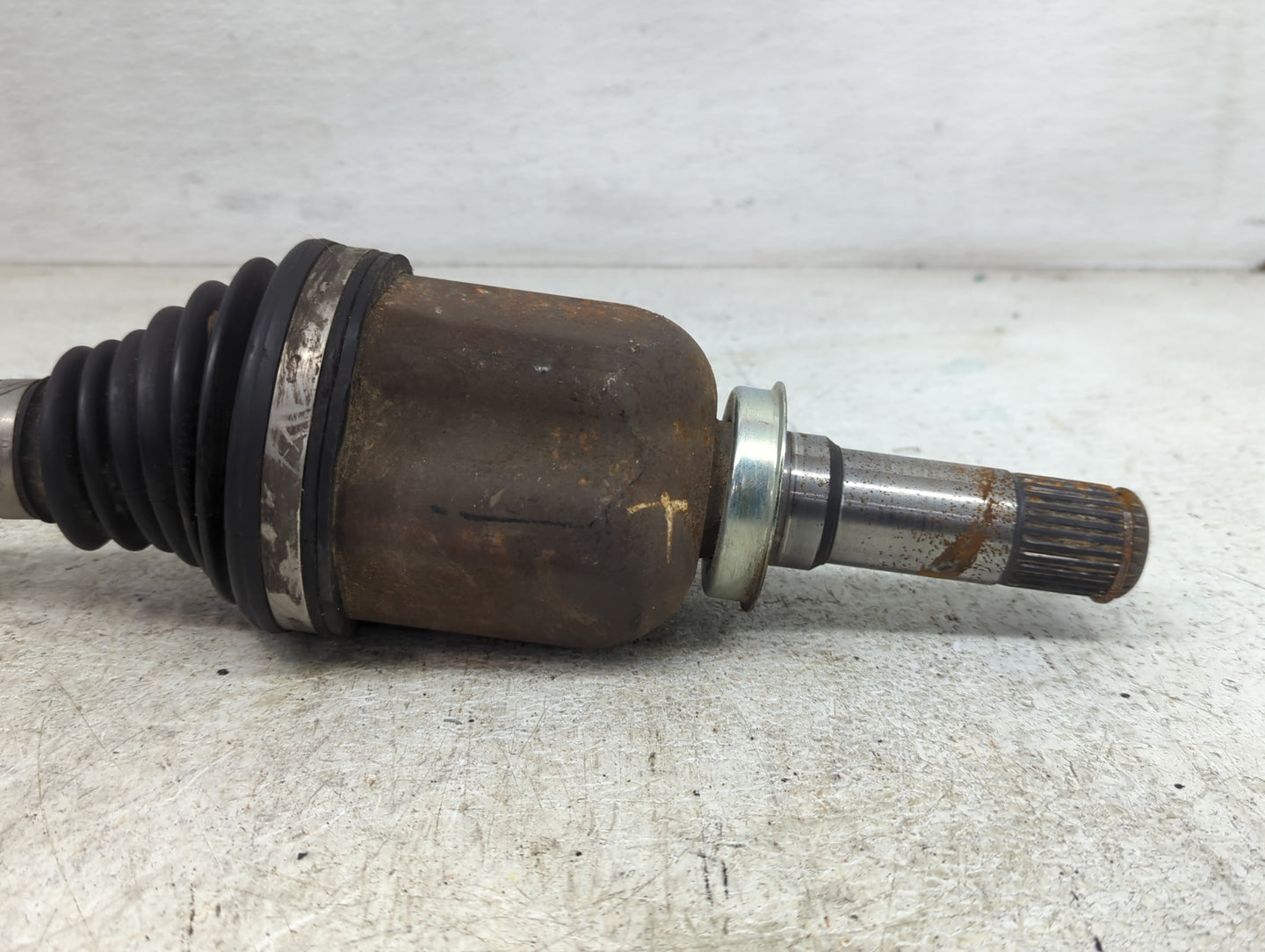 2010-2016 Buick Lacrosse Axle Shaft Front Driver Cv C/v - Oemusedautoparts1.com