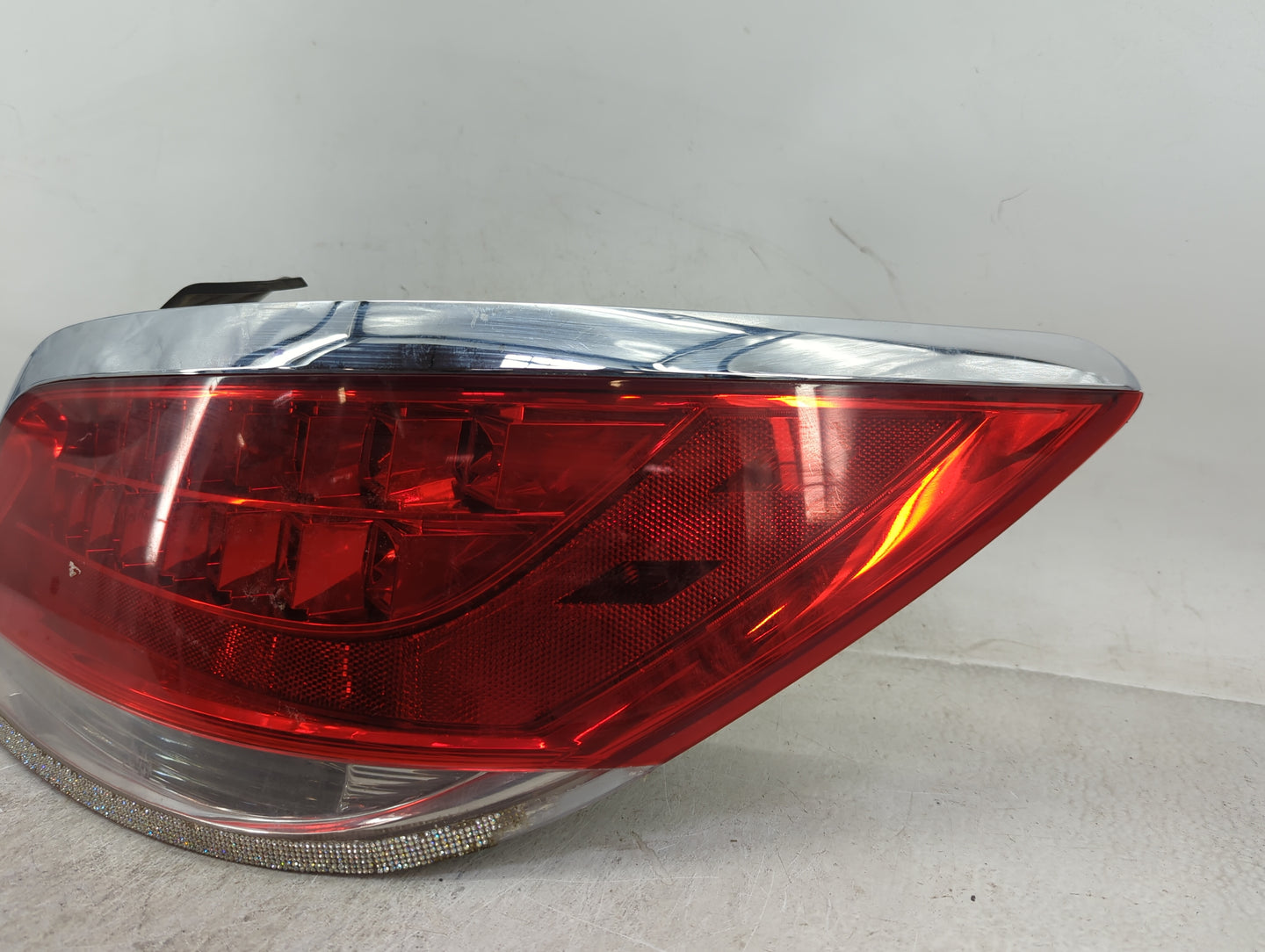 2010-2013 Buick Lacrosse Tail Light Assembly Passenger Right OEM Fits Fits 2010 2011 2012 2013 OEM Used Auto Parts - Oemused