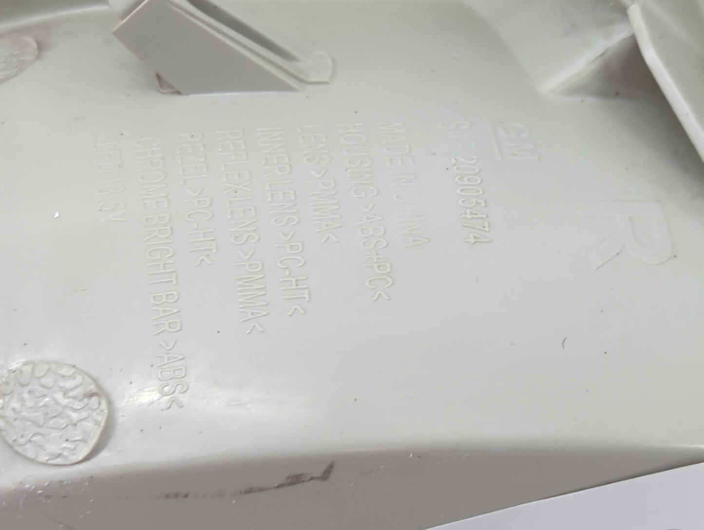 2010-2013 Buick Lacrosse Tail Light Assembly Passenger Right OEM Fits Fits 2010 2011 2012 2013 OEM Used Auto Parts - Oemused