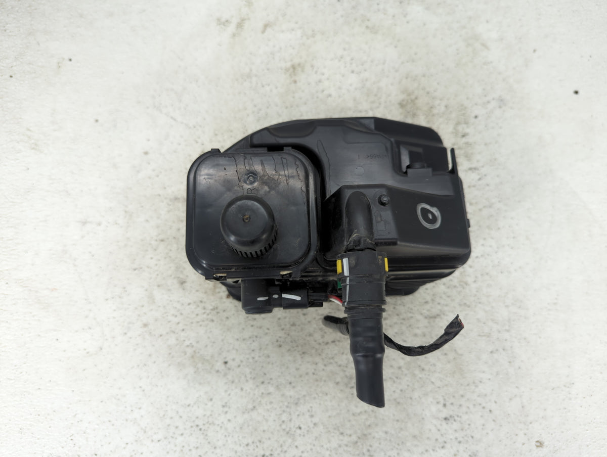 2012 Buick Lacrosse Fuel Vapor Charcoal Canister 1431881 - Oemusedautoparts1.com