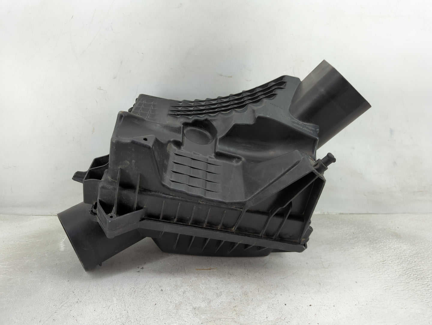 2012-2016 Buick Lacrosse Air Cleaner Intake-duct Hose Tube - Oemusedautoparts1.com