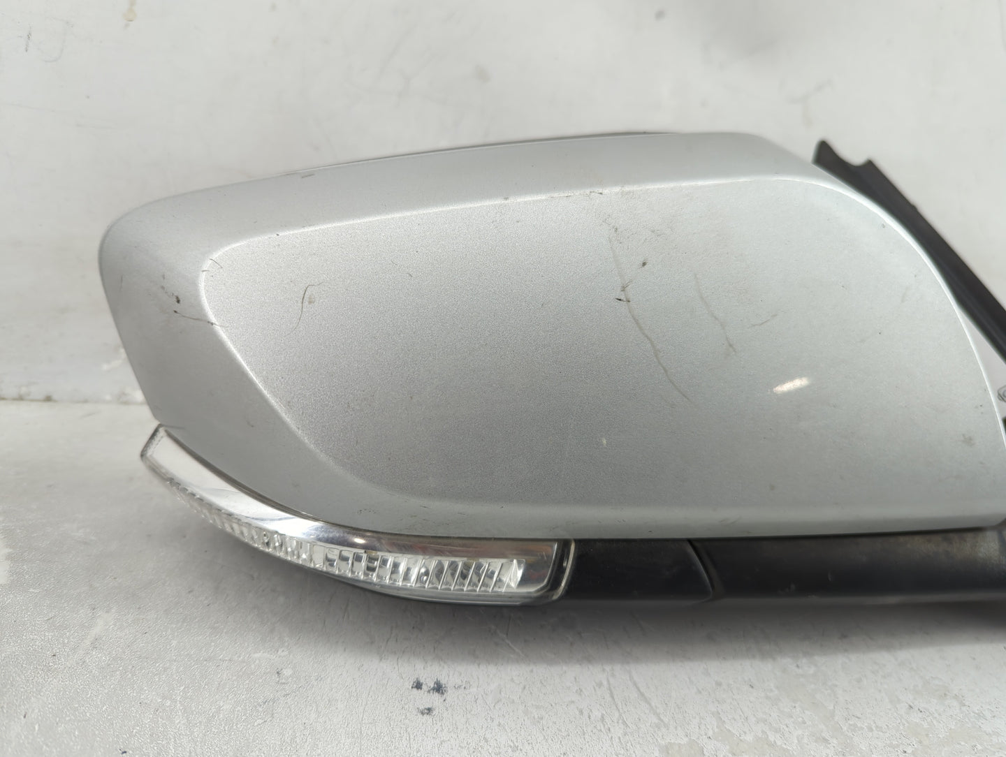 2010-2012 Buick Lacrosse Passenger Side View Mirror - Right Door Mirror OEM Used - Oemusedautoparts1.com