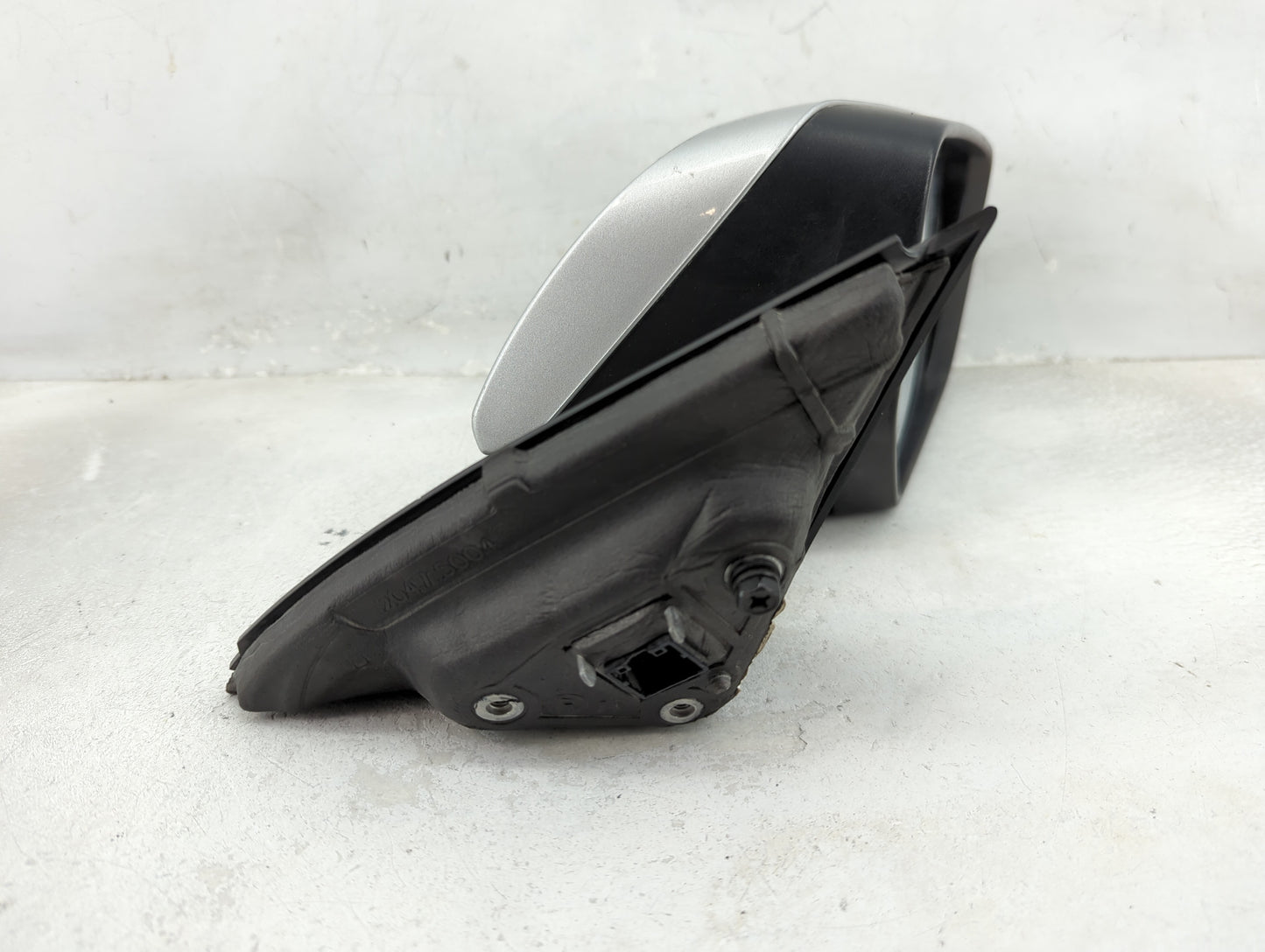 2010-2012 Buick Lacrosse Passenger Side View Mirror - Right Door Mirror OEM Used - Oemusedautoparts1.com