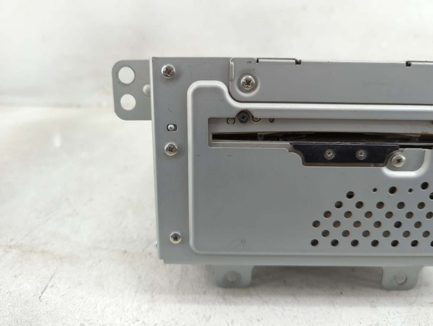 2012 Buick Lacrosse Radio AM FM Cd Player Receiver Replacement P/N:22826751 DW468100-7100 Fits Fits 2013 OEM Used Auto Parts