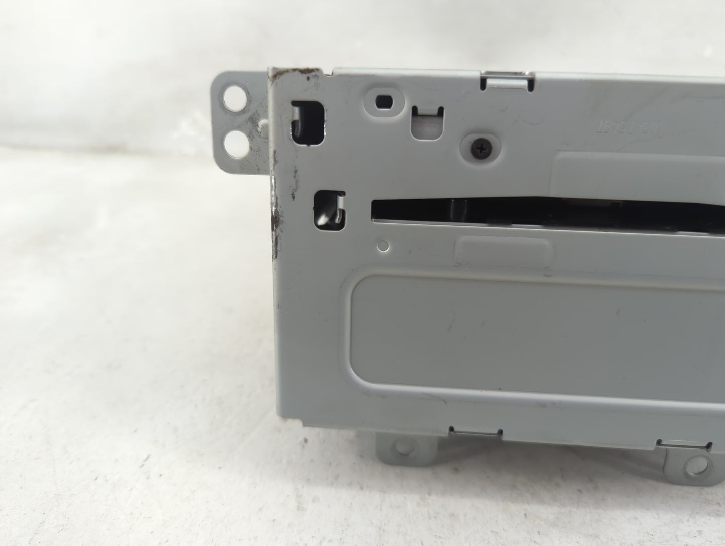 2012 Buick Lacrosse Radio AM FM Cd Player Receiver Replacement P/N:22815634 CQ-FG21E0GDA Fits OEM Used Auto Parts - Oemuseda