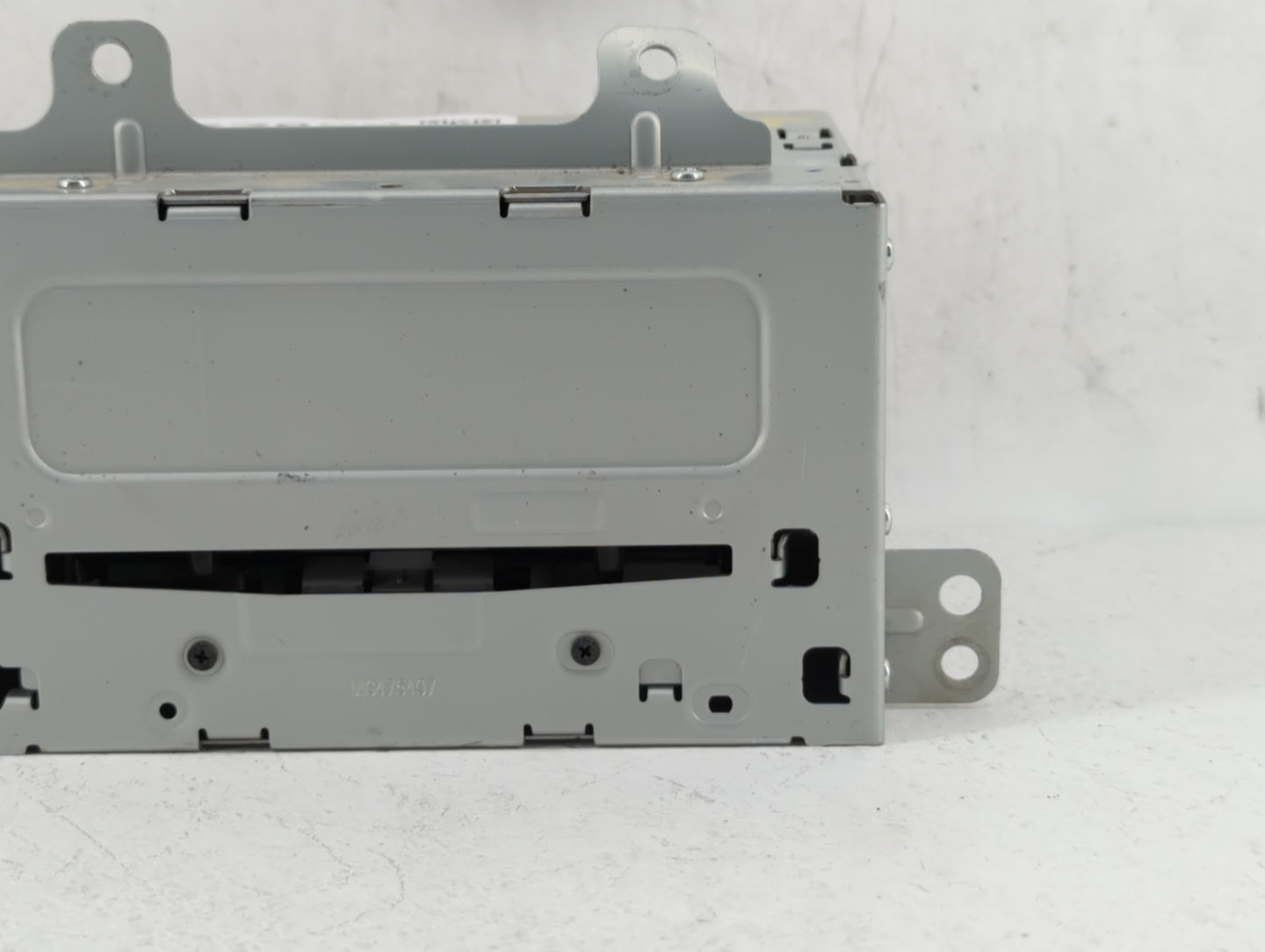 2012 Buick Lacrosse Radio AM FM Cd Player Receiver Replacement P/N:22869279 Fits OEM Used Auto Parts - Oemusedautoparts1.com