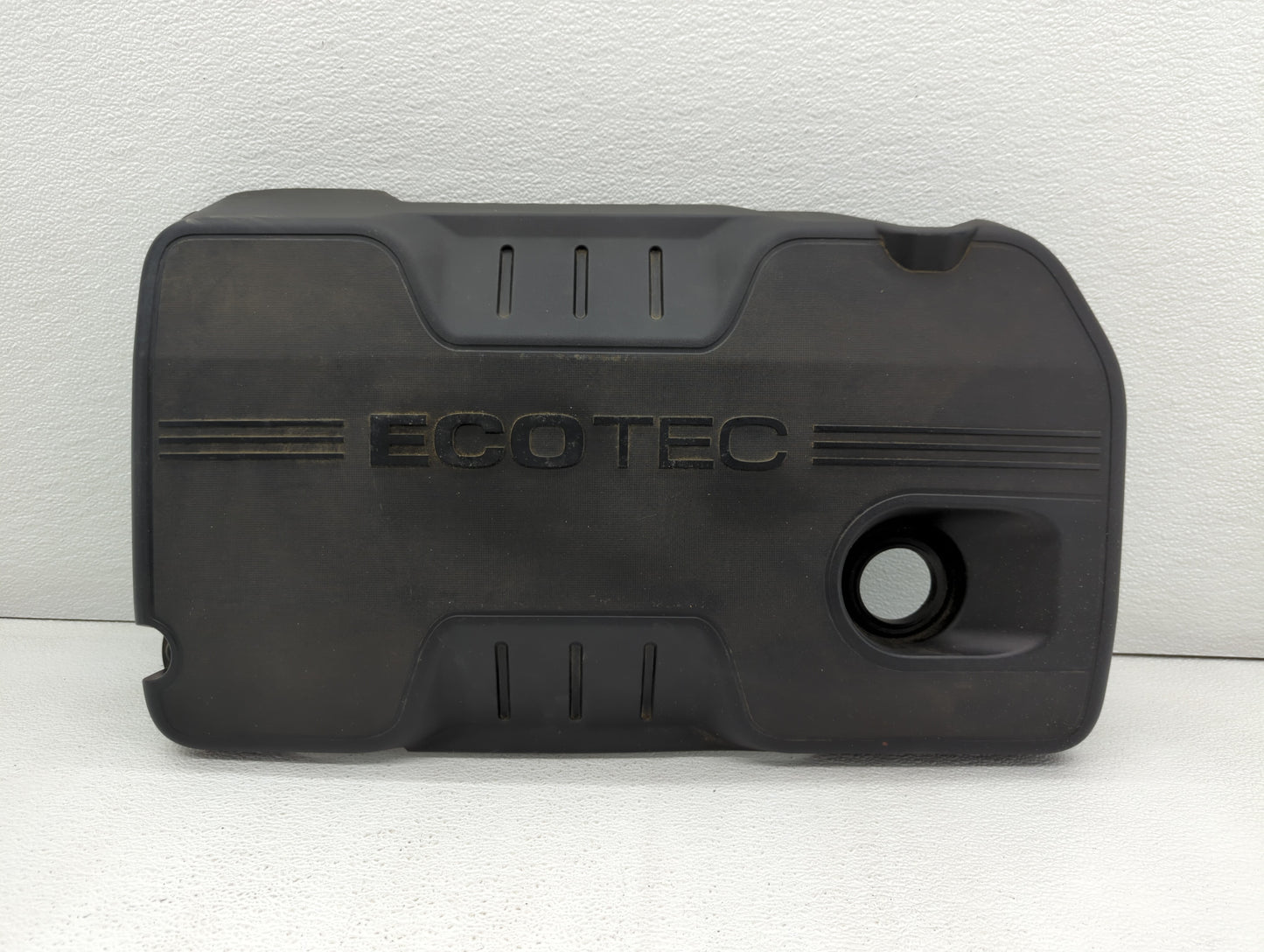 2012 Buick Lacrosse Engine Cover - Oemusedautoparts1.com