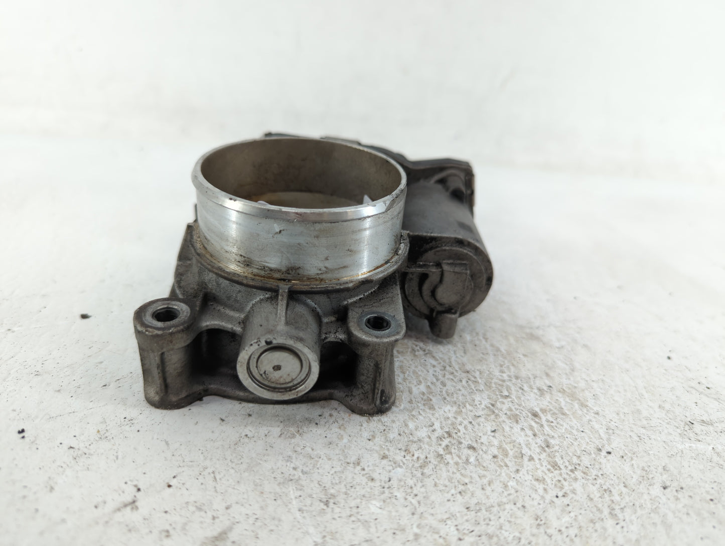 2012-2015 Buick Lacrosse Throttle Body P/N:12632101CA Fits Fits 2012 2013 2014 2015 OEM Used Auto Parts - Oemusedautoparts1.