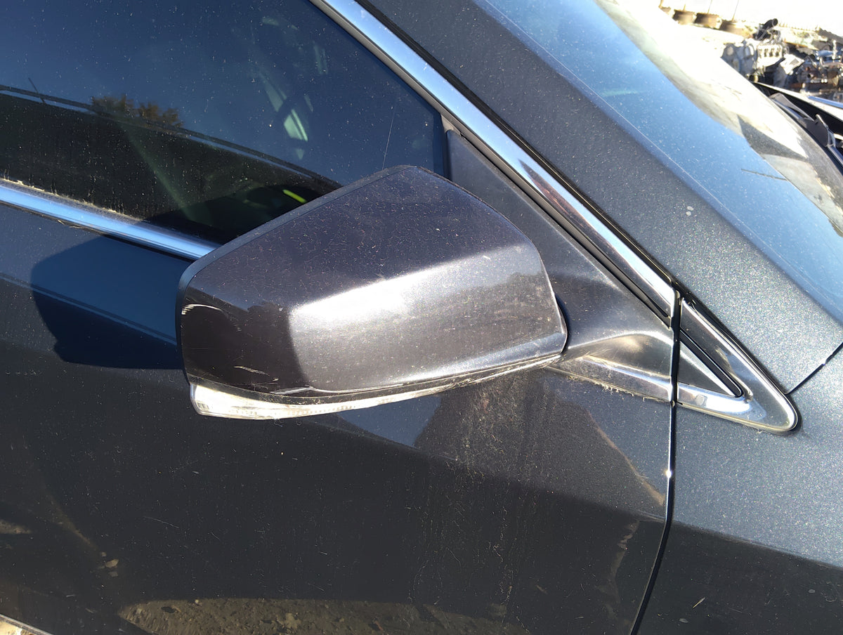 2010-2012 Buick Lacrosse Passenger Side View Mirror - Right Door Mirror OEM Used - Oemusedautoparts1.com