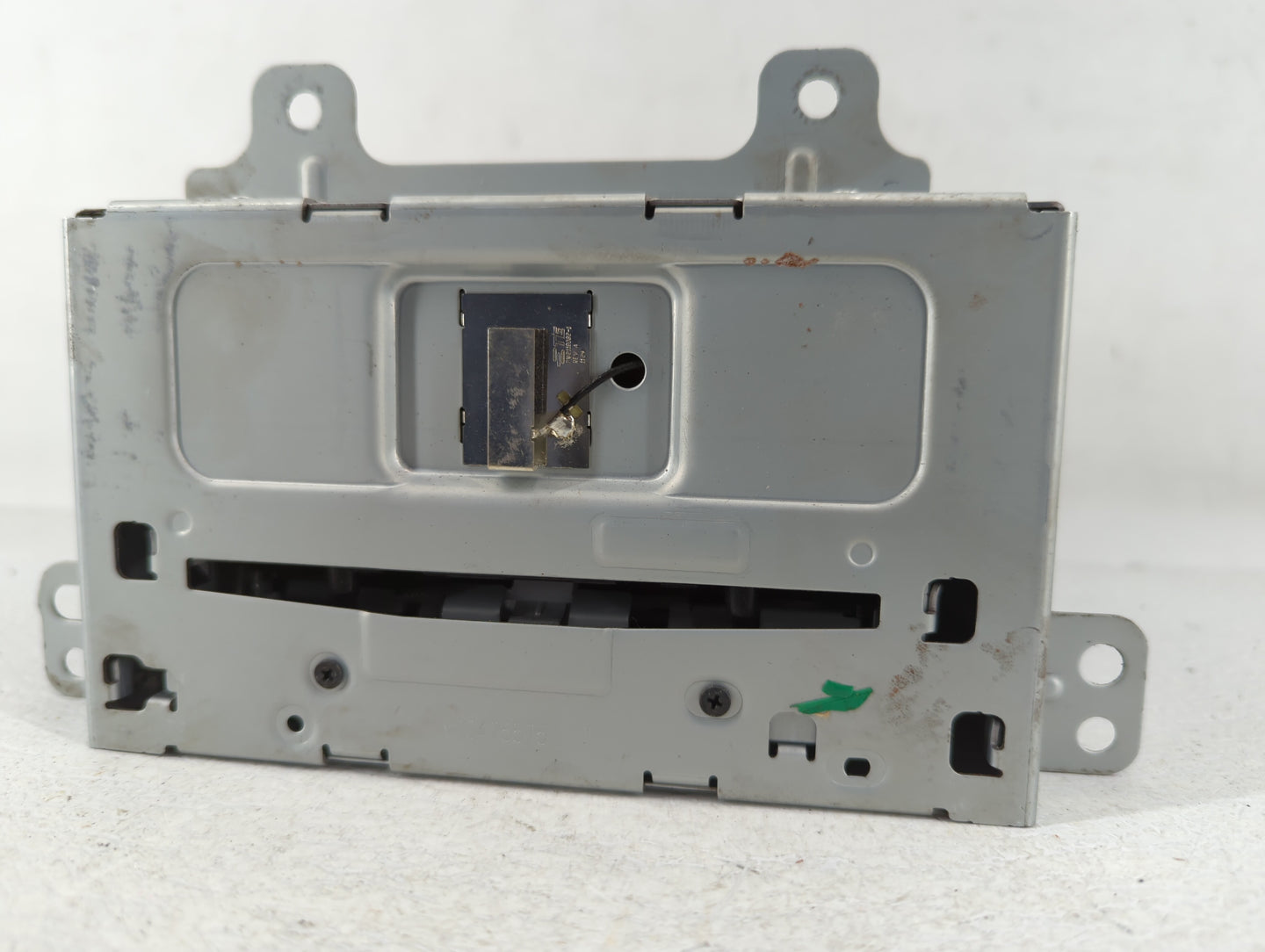 2012-2012 Buick Lacrosse Am Fm Cd Player Radio Receiver - Oemusedautoparts1.com