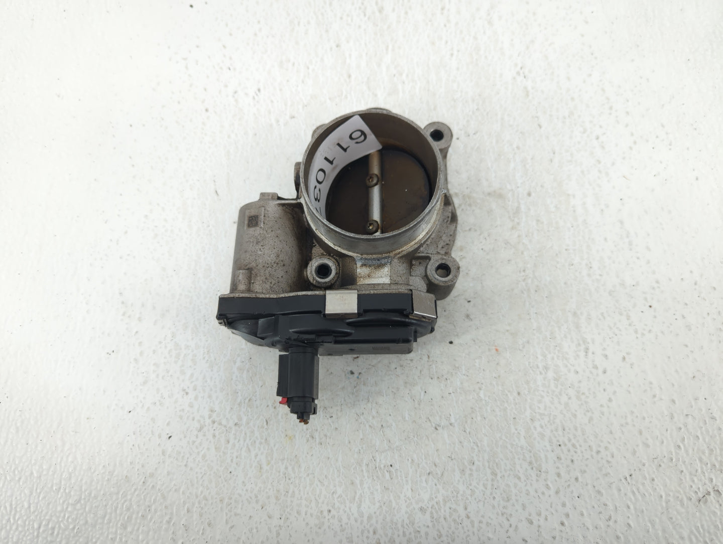 2012-2015 Buick Lacrosse Throttle Body P/N:1263210CA Fits Fits 2012 2013 2014 2015 OEM Used Auto Parts - Oemusedautoparts1.c