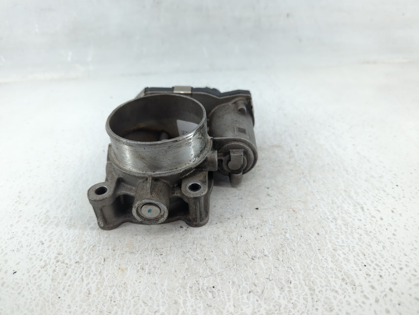 2012-2015 Buick Lacrosse Throttle Body P/N:1263210CA Fits Fits 2012 2013 2014 2015 OEM Used Auto Parts - Oemusedautoparts1.c