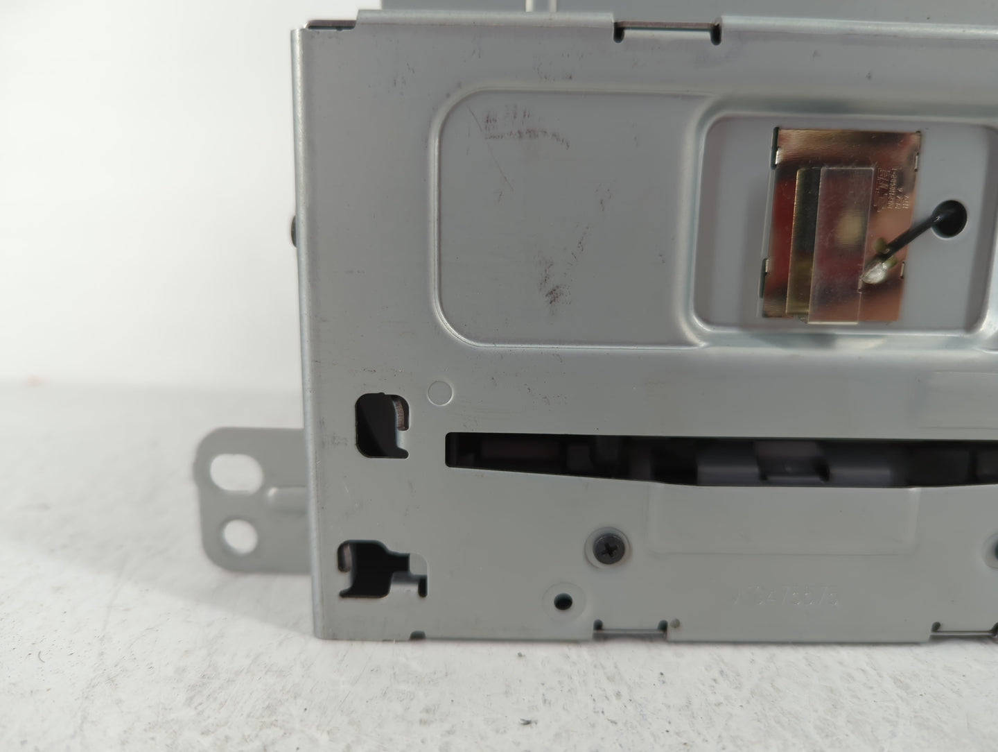 2012-2012 Buick Lacrosse Am Fm Cd Player Radio Receiver - Oemusedautoparts1.com