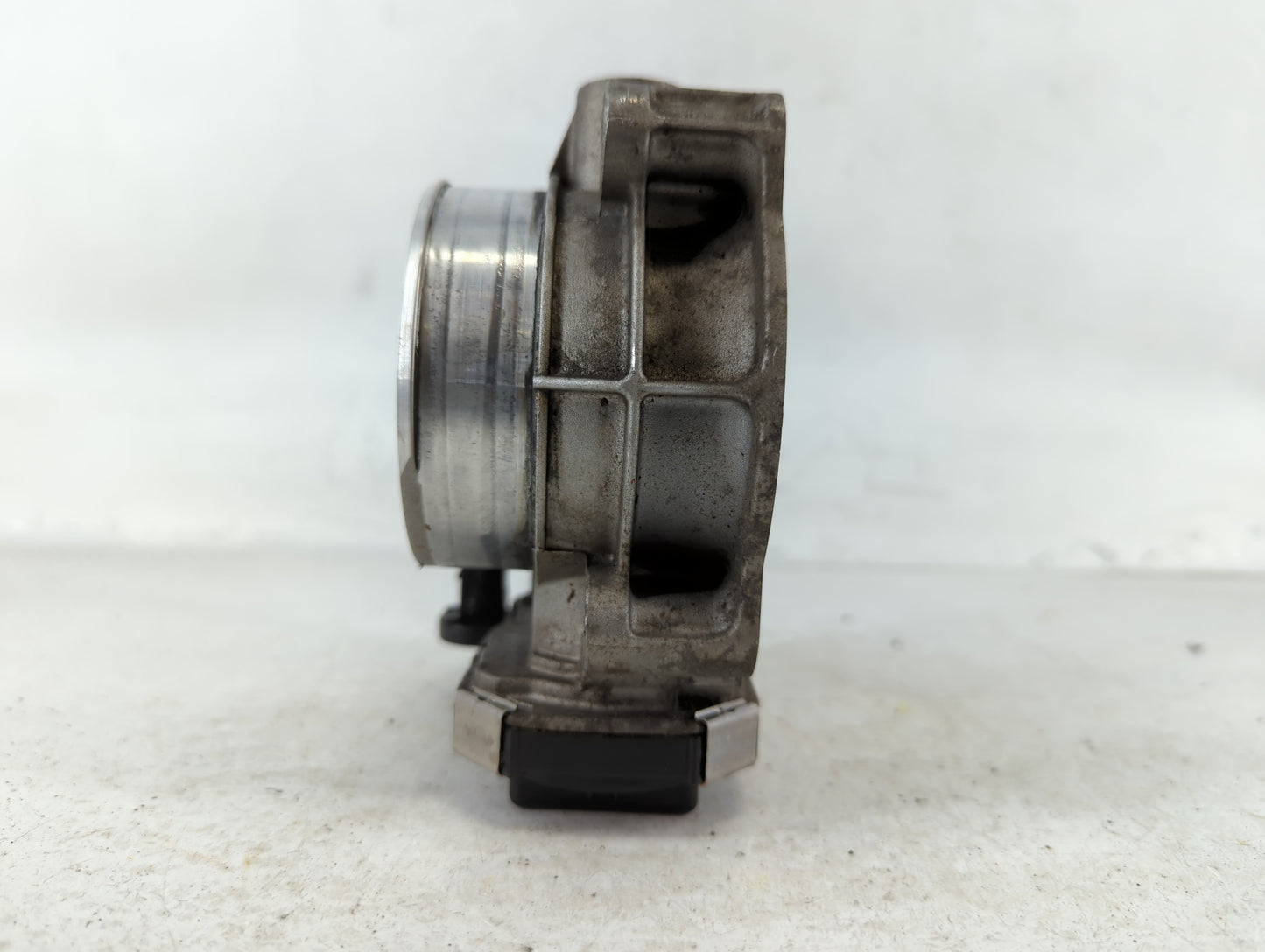 2012-2016 Buick Lacrosse Throttle Body P/N:12632172BA Fits Fits 2012 2013 2014 2015 2016 2017 2018 2019 2020 2021 2022 OEM U