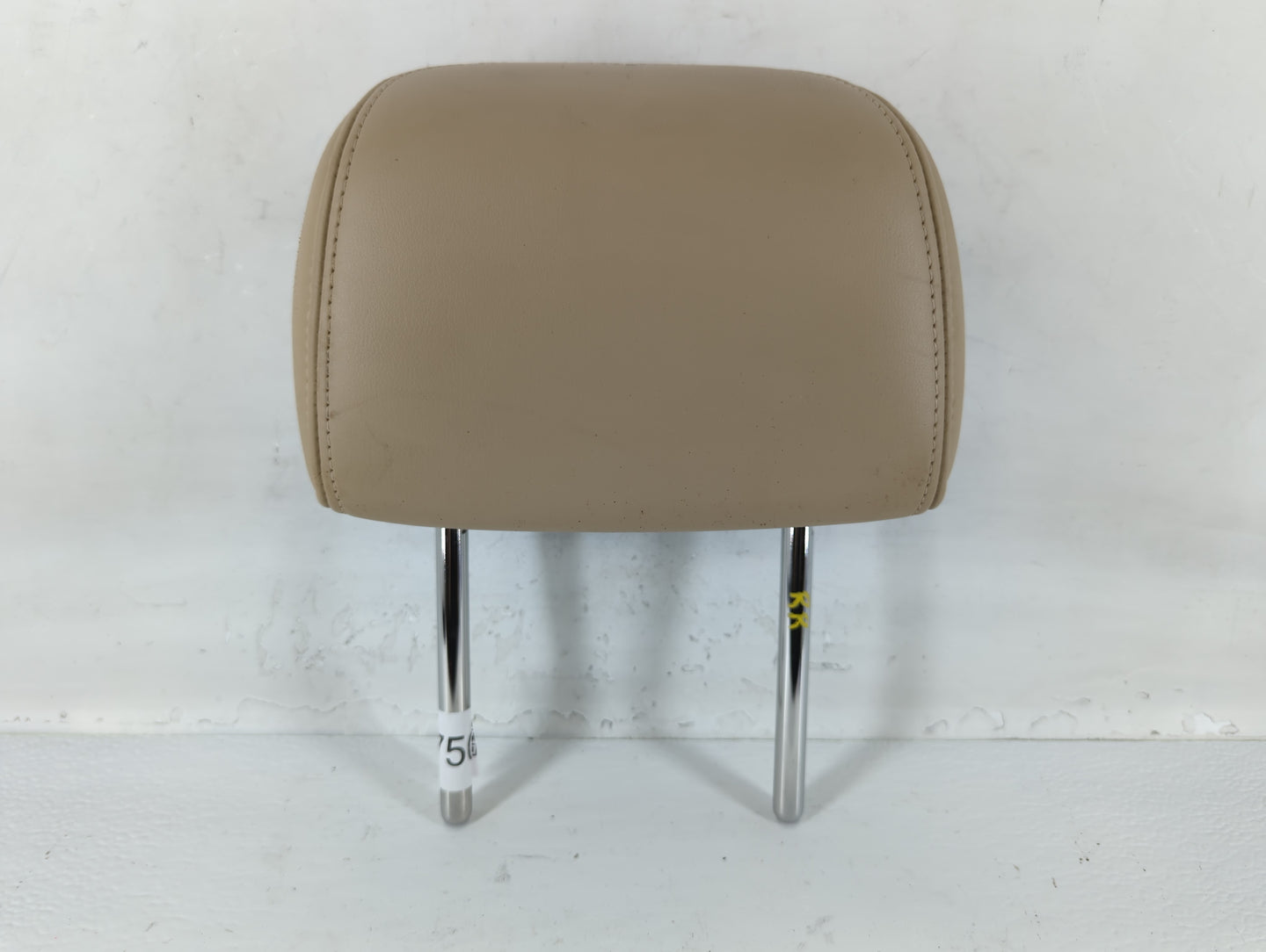 2012-2013 Buick Lacrosse Headrest Head Rest Front Driver Passenger Seat Fits Fits 2012 2013 OEM Used Auto Parts - Oemusedaut
