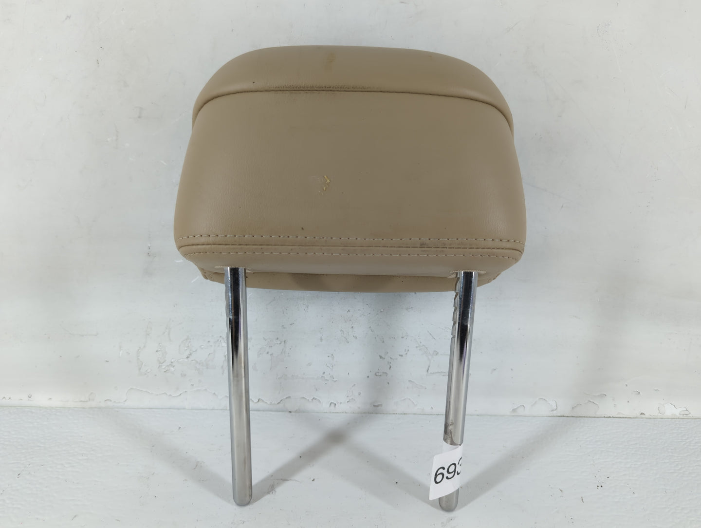 2012-2013 Buick Lacrosse Headrest Head Rest Rear Seat Fits Fits 2012 2013 OEM Used Auto Parts - Oemusedautoparts1.com