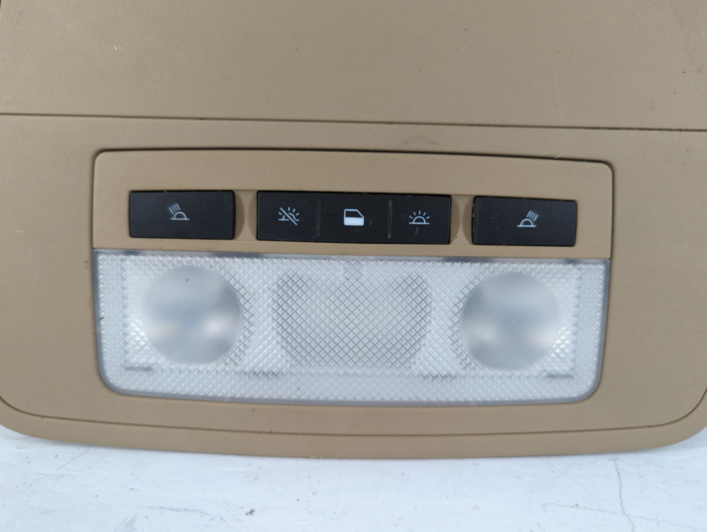 2012 Buick Lacrosse Overhead Roof Console - Oemusedautoparts1.com